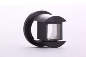Crystal polarisers